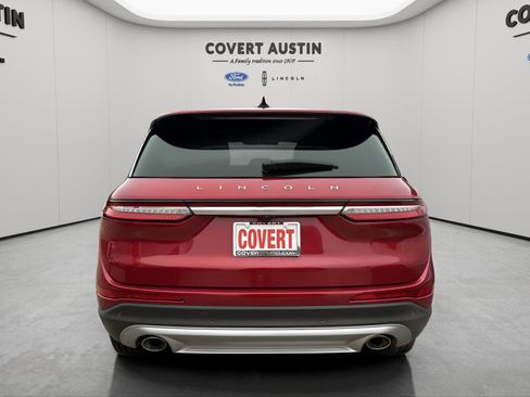 Used 2023 Lincoln Corsair Reserve image 4