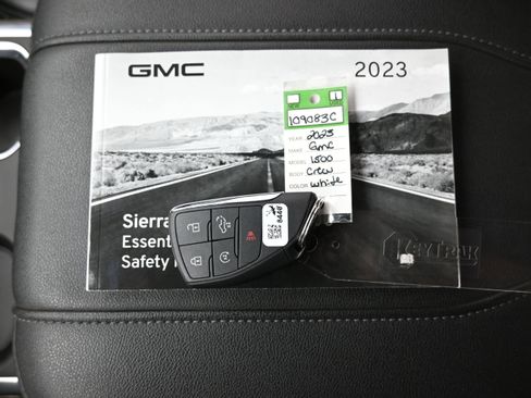 Used 2023 GMC Sierra 1500 Elevation w/ Preferred Package AWD/4WD image 20
