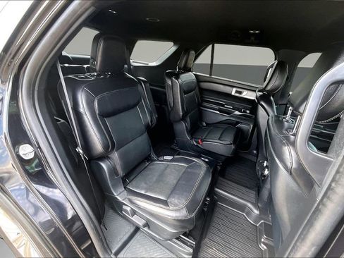 Used 2020 Ford Explorer Limited w/ Class III Trailer Tow Package AWD/4WD image 24
