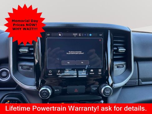 Used 2022 RAM 1500 Big Horn AWD/4WD image 11