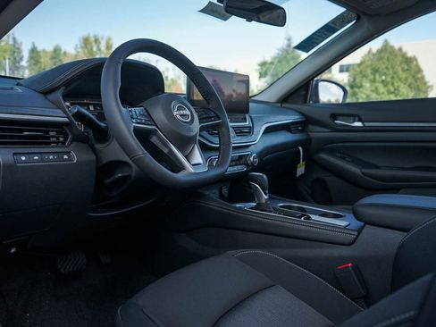 New 2025 Nissan Altima 2.5 SV w/ SV Premium Package image 16