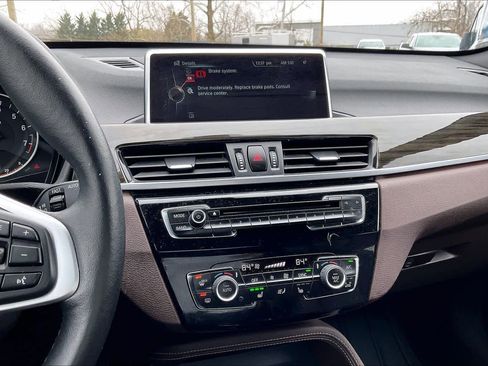 Used 2017 BMW X1 xDrive28i image 7