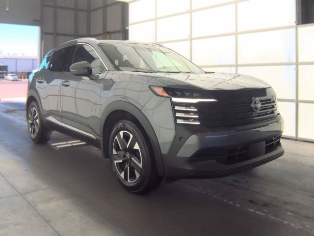 Used 2026 Nissan Kicks SR AWD/4WD image 11