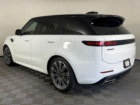 Certified 2025 Land Rover Range Rover Sport Dynamic SE AWD/4WD image 4