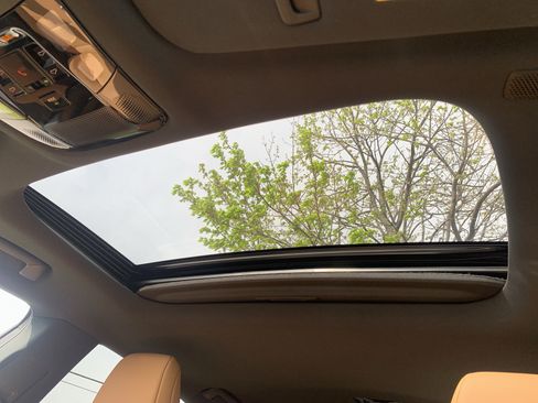 Used 2025 Lexus RX 350 Premium w/ Accessory Package (Z1) image 28