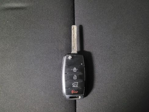 Used 2016 Kia Soul image 32