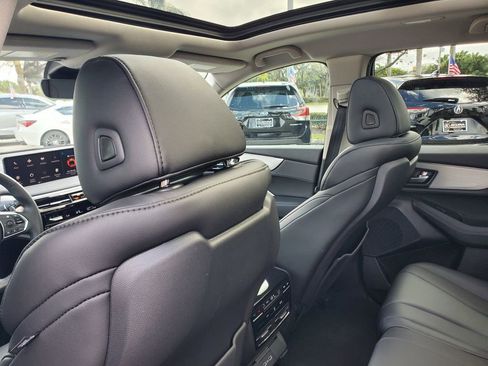 Certified 2024 Acura MDX FWD image 12