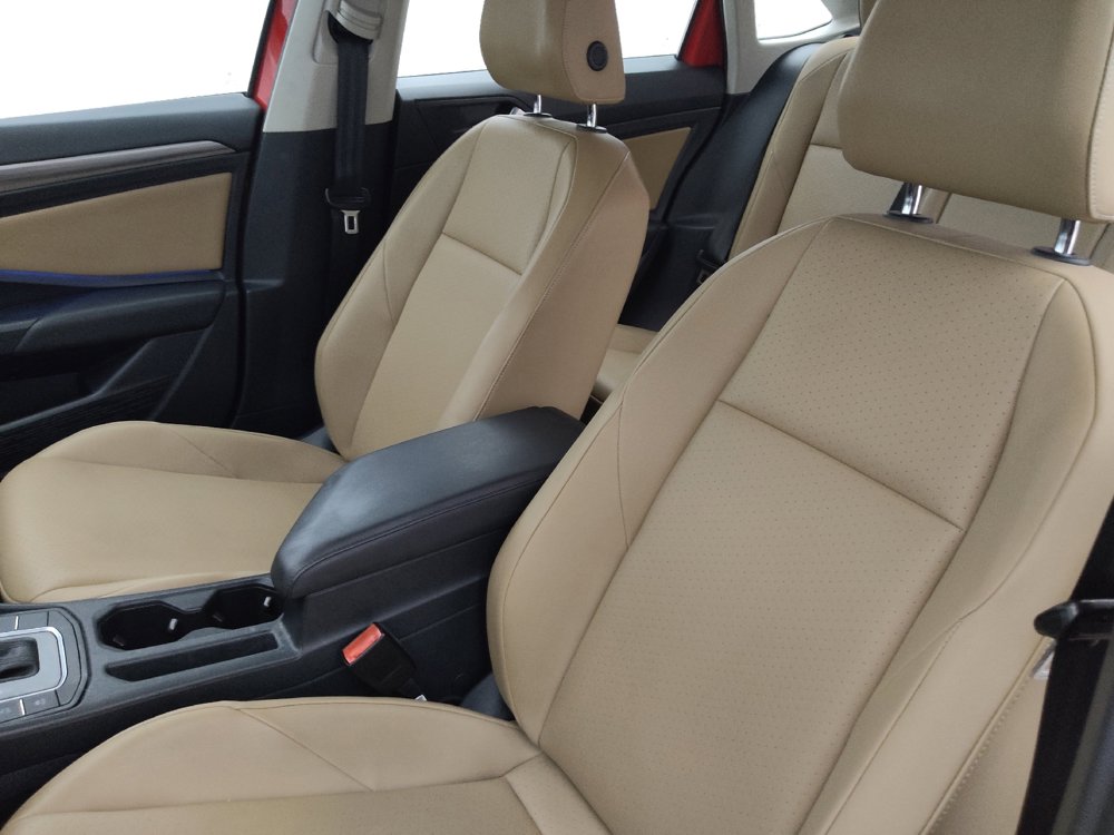 Used 2020 Volkswagen Jetta SEL FWD image 17