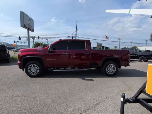 Used 2021 Chevrolet Silverado 2500 High Country w/ Z71 Off-Road Package AWD/4WD image 5