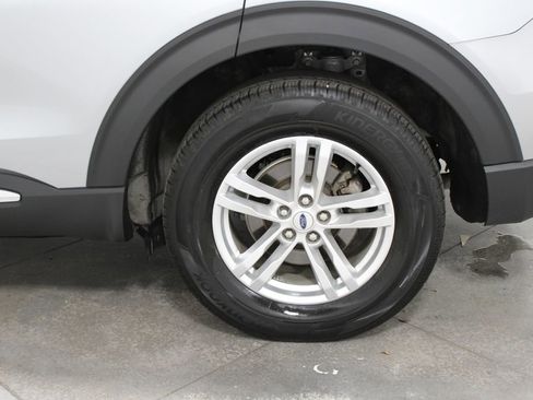 Used 2023 Ford Explorer XLT w/ Equipment Group 202A image 57