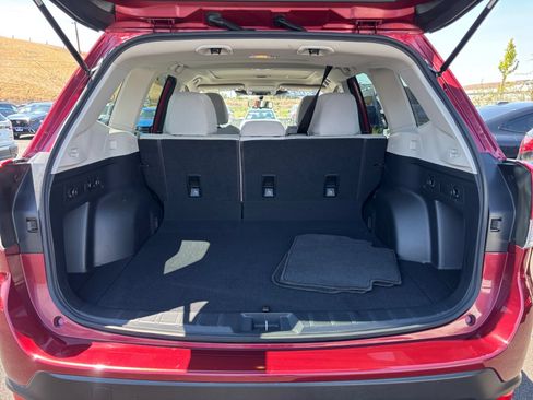 Used 2022 Subaru Forester Premium AWD/4WD image 19