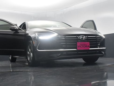 Used 2022 Hyundai Sonata SE w/ Cargo Package image 22