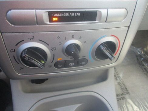 Used 2006 Chevrolet Cobalt LT w/ Preferred Equipment Group image 28