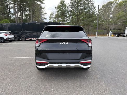 Used 2023 Kia Sportage LX FWD image 4