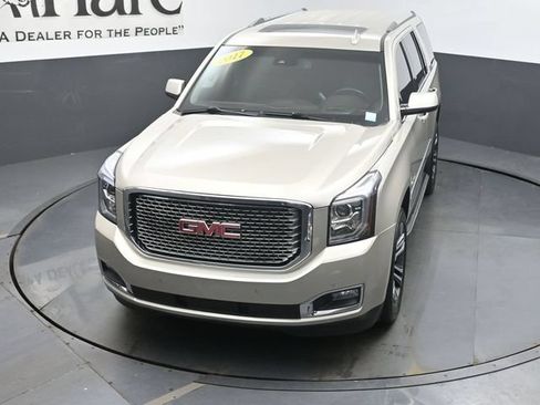 Used 2017 GMC Yukon Denali w/ Open Road Package AWD/4WD image 50