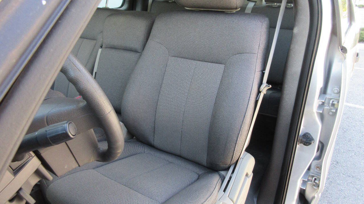 Used 2010 Ford F150 XL RWD image 11