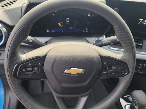 New 2026 Chevrolet Trax LT FWD image 20