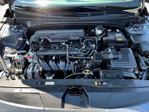 Used 2023 Hyundai Elantra SEL w/ Convenience Package FWD image 25