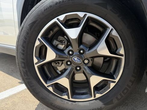 Used 2019 Subaru Crosstrek 2.0i Premium AWD/4WD image 9