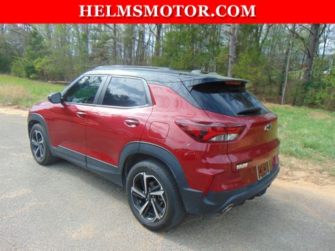 Used 2021 Chevrolet TrailBlazer RS w/ Convenience Package image 12