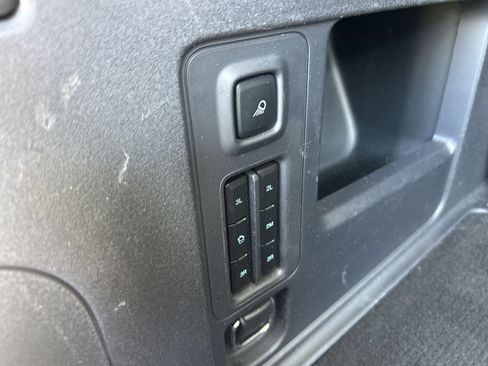 Certified 2025 Ford Expedition Active AWD/4WD image 19