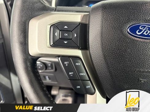 Used 2017 Ford F150 Lariat w/ Equipment Group 502A Luxury AWD/4WD image 15