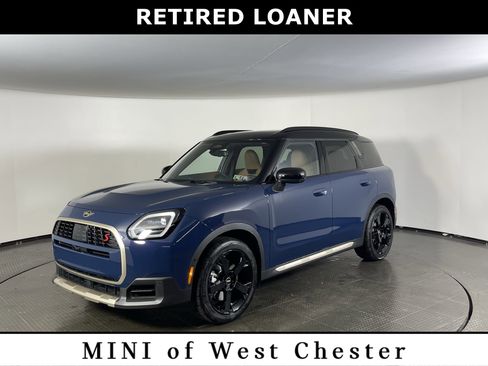 Used 2025 MINI Cooper Countryman S image 1