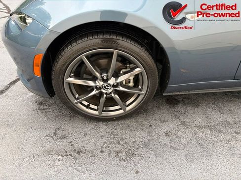 Used 2017 MAZDA MX-5 Miata RF Grand Touring RWD image 16