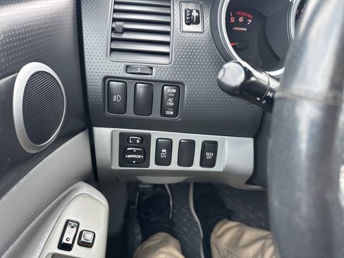 Used 2011 Toyota Tacoma 4x4 Double Cab w/ TRD Sport Pkg w/JBL Audio image 7