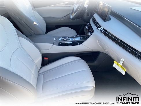 New 2026 INFINITI QX60 Luxe image 11