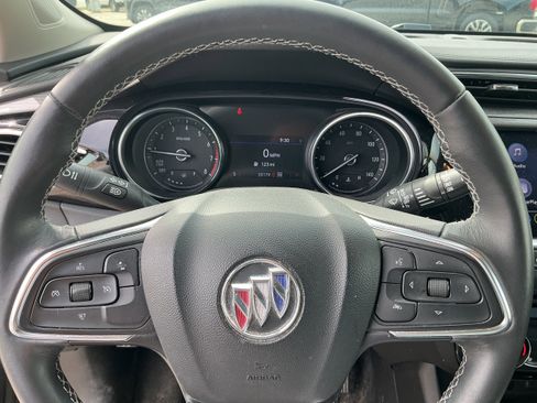 Used 2022 Buick Encore GX Preferred w/ Cold Weather Comfort Package AWD/4WD image 7