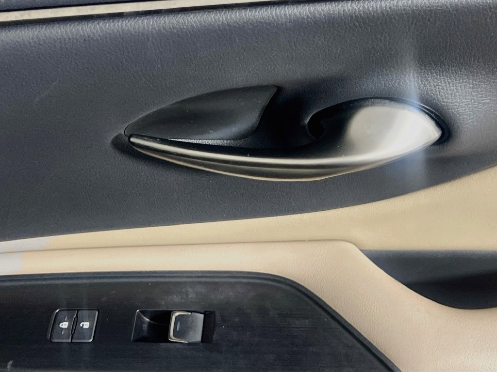 Used 2021 Lexus ES 350 w/ Premium Package FWD image 29
