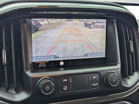 Used 2019 Chevrolet Colorado ZR2 image 14