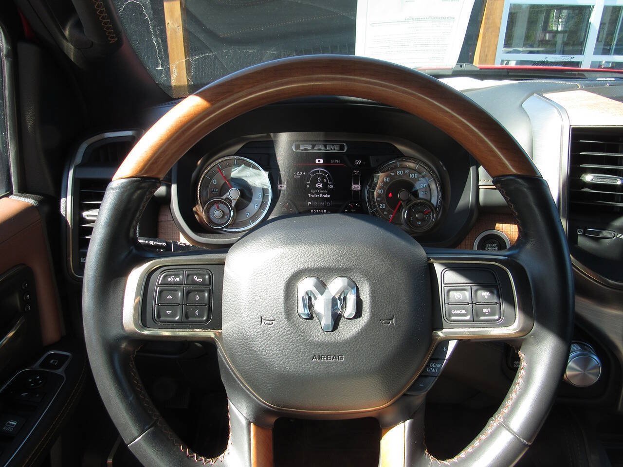 Used 2020 RAM 2500 Limited AWD/4WD image 33