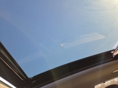 Used 2019 Kia Sorento SX w/ SX Touring Package image 16