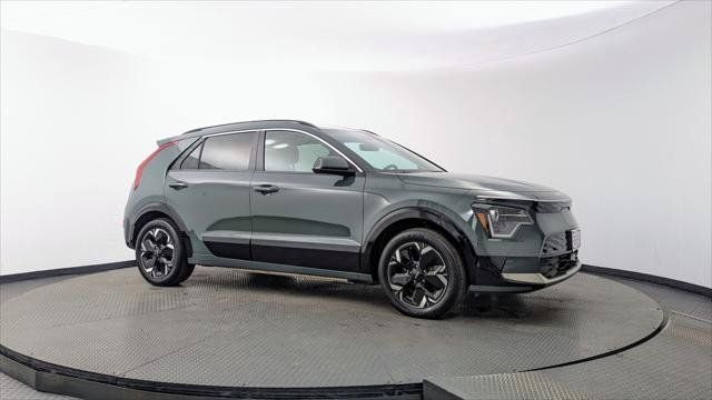 Used 2023 Kia Niro Wind w/ Wind Preserve Package FWD image 11