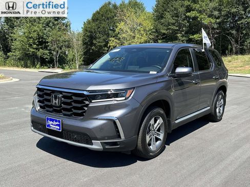Certified 2025 Honda Pilot EX-L image 3