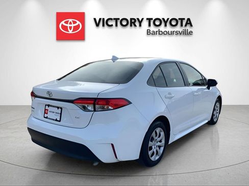 Used 2024 Toyota Corolla LE image 4