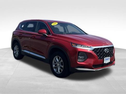 Used 2019 Hyundai Santa Fe SE AWD/4WD image 9