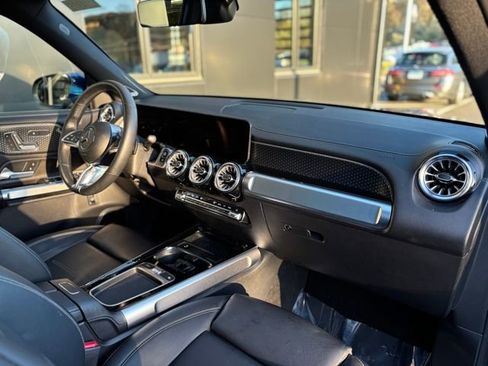 Used 2024 Mercedes-Benz GLB 250 4MATIC image 73