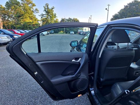 Used 2011 Acura TSX w/ Technology Package image 17