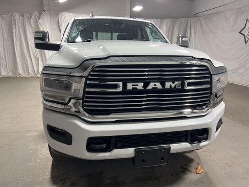 Used 2023 RAM 2500 Laramie AWD/4WD image 2