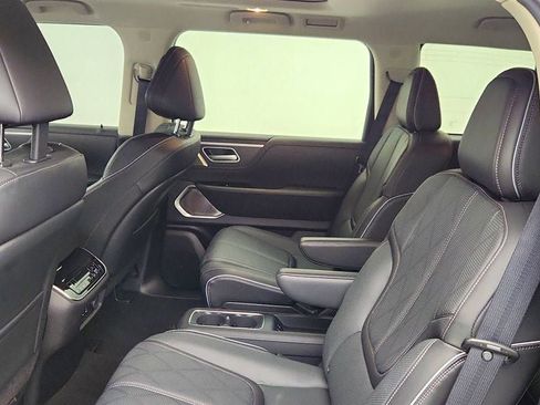 Used 2025 INFINITI QX80 Sensory w/ Premium Cargo Package image 23
