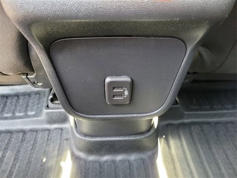 Certified 2023 Chevrolet Equinox LT image 16