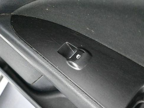 Used 2017 Ford Fusion SE image 40