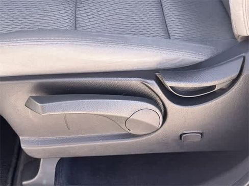 Used 2017 Hyundai Santa Fe Sport image 30