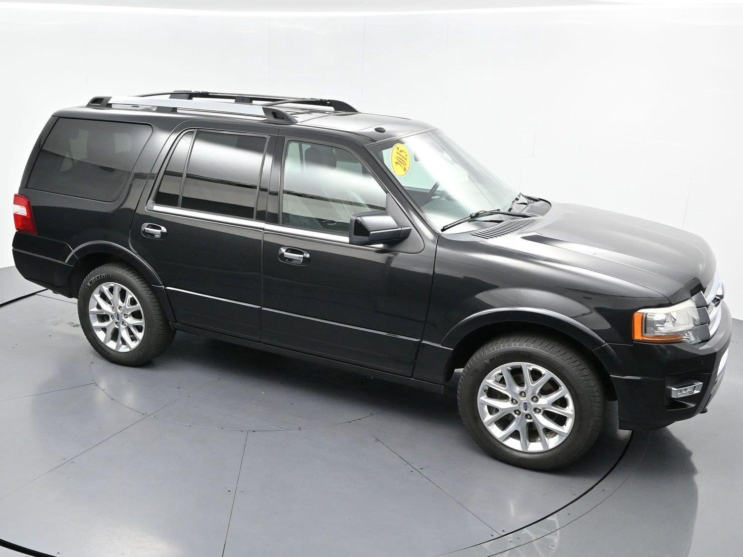 Used 2015 Ford Expedition Limited w/ Equipment Group 301A AWD/4WD image 47
