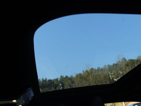 Used 2024 Mercedes-Benz C 300 C 300 image 20