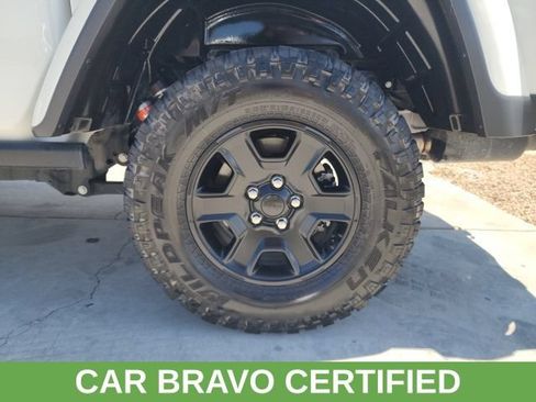 Used 2021 Jeep Gladiator Mojave AWD/4WD image 21