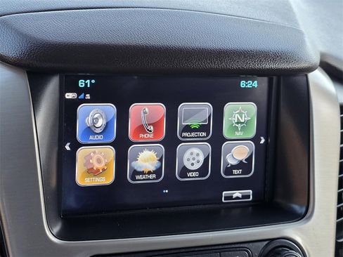 Used 2020 GMC Yukon XL Denali w/ Open Road Package image 21